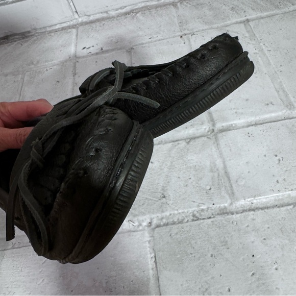 Minnetonka Women’s Kilty Driving Shoe Moccasin Size 7 - Picture 4 of 11